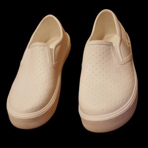 Modad & n White Slip On Size 40